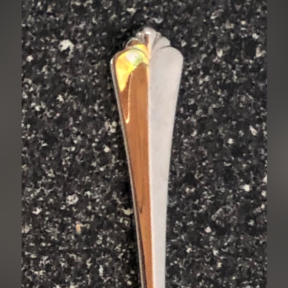 Oneida Juilliard Fine Flatware Teaspoon, 0.06 LB, Metallic - Picture 2 of 8